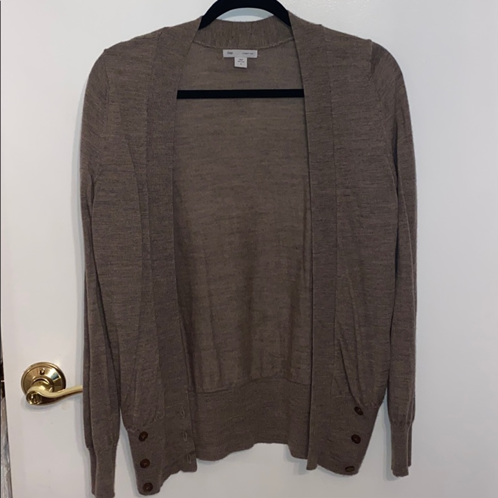Gap cardigan